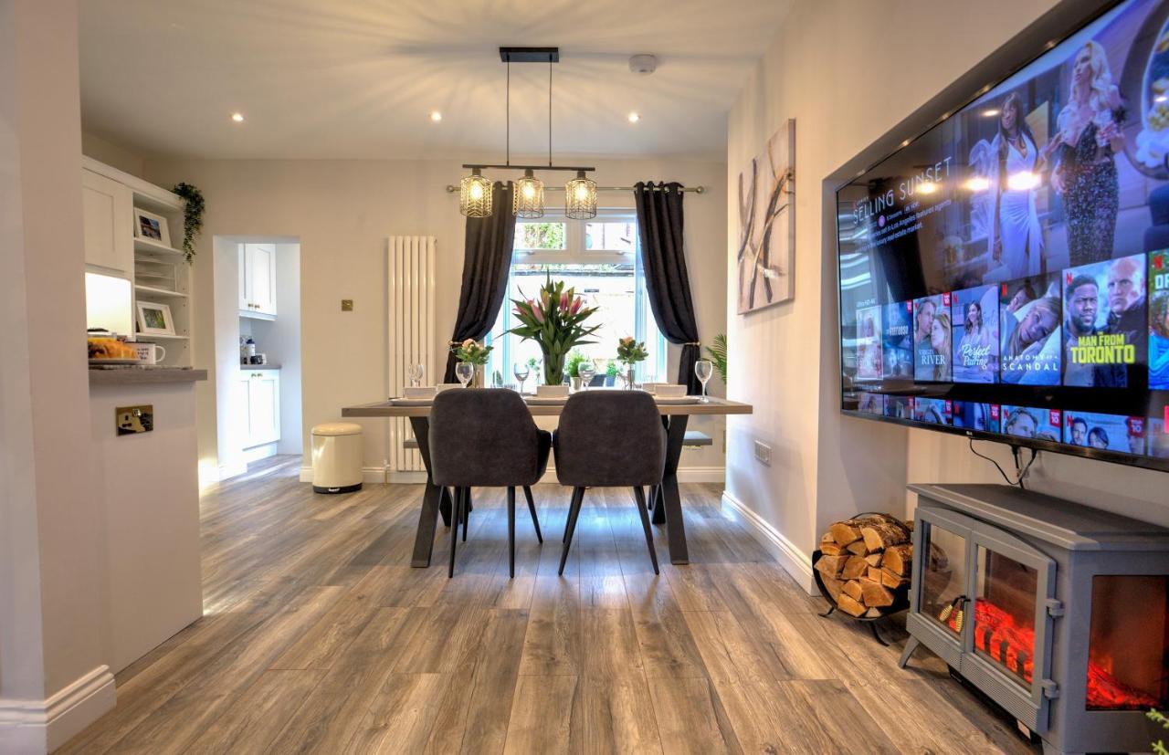 The Belfast Boutique Central Cozy Sleeps7 (Adults Only) Eksteriør billede