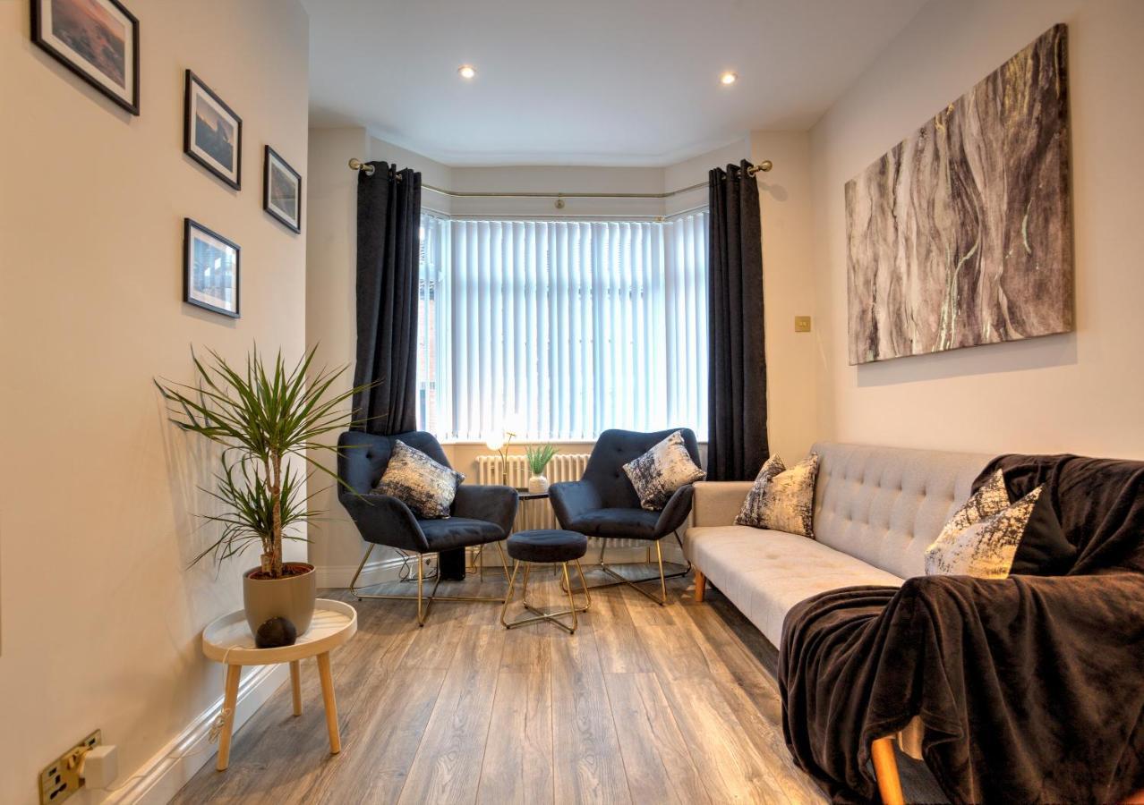 The Belfast Boutique Central Cozy Sleeps7 (Adults Only) Eksteriør billede