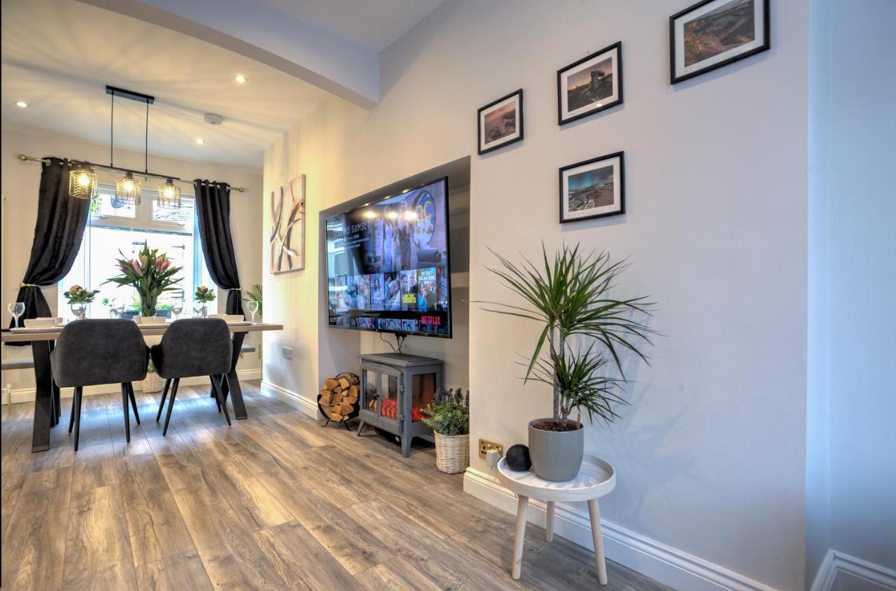 The Belfast Boutique Central Cozy Sleeps7 (Adults Only) Eksteriør billede