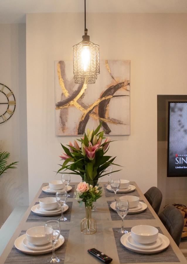 The Belfast Boutique Central Cozy Sleeps7 (Adults Only) Eksteriør billede