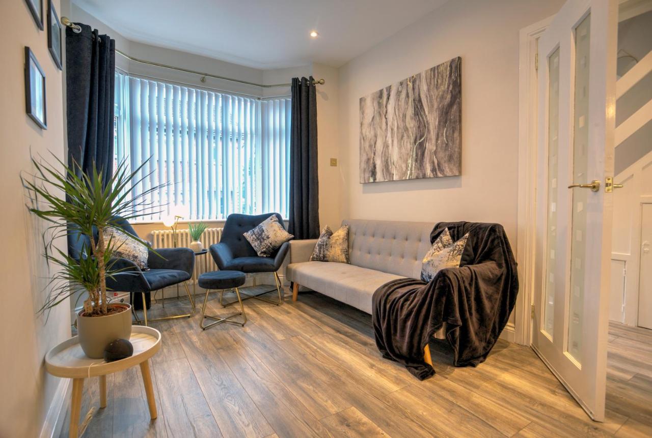 The Belfast Boutique Central Cozy Sleeps7 (Adults Only) Eksteriør billede
