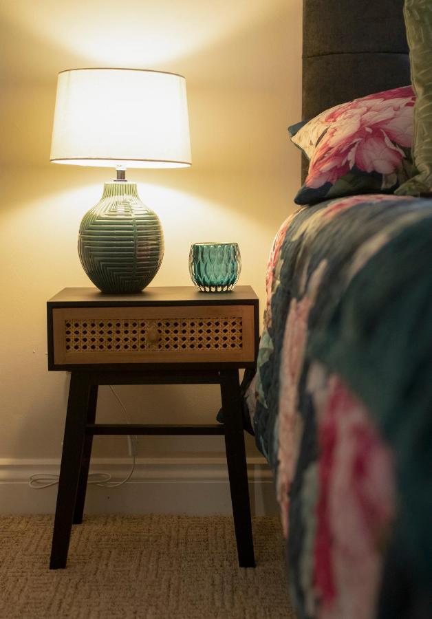 The Belfast Boutique Central Cozy Sleeps7 (Adults Only) Eksteriør billede