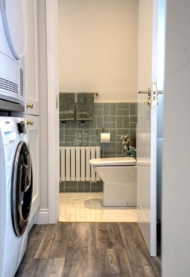 The Belfast Boutique Central Cozy Sleeps7 (Adults Only) Eksteriør billede
