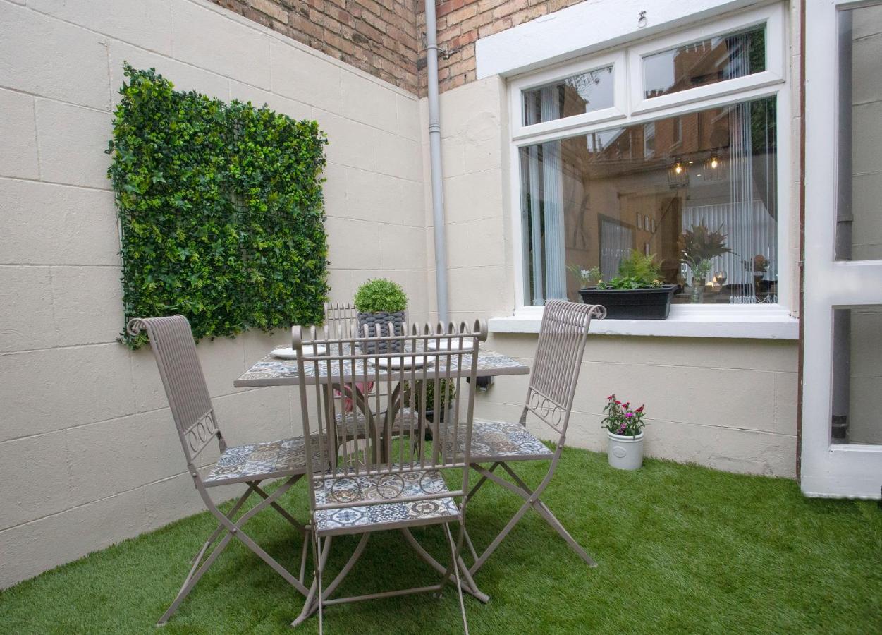 The Belfast Boutique Central Cozy Sleeps7 (Adults Only) Eksteriør billede