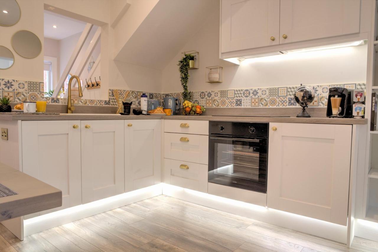 The Belfast Boutique Central Cozy Sleeps7 (Adults Only) Eksteriør billede