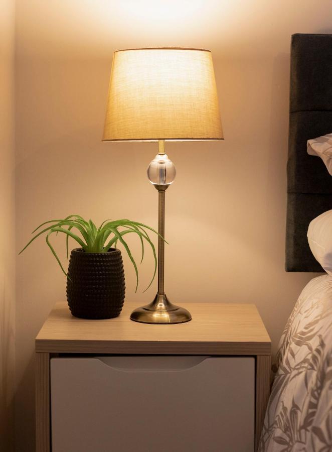 The Belfast Boutique Central Cozy Sleeps7 (Adults Only) Eksteriør billede